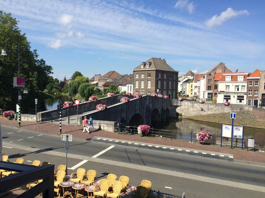 Hotel En Grand Cafe De Pauw Roermond Exterior foto